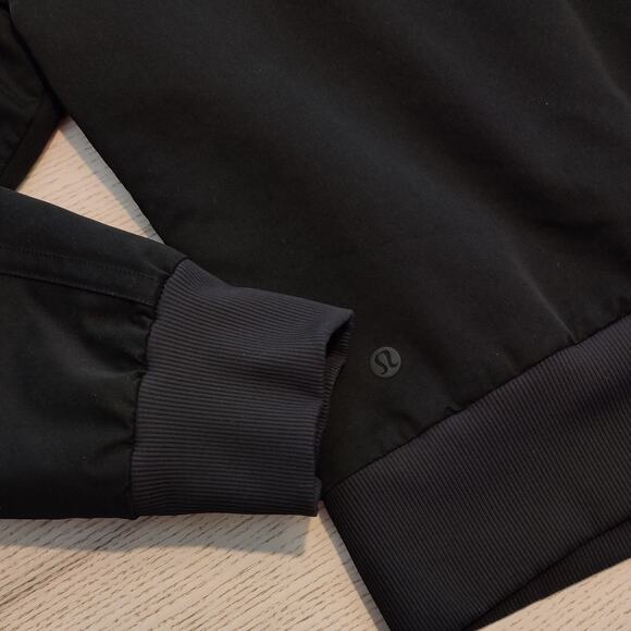 Lululemon Reversible Non Stop Cotton Bomber Jacket Womens Size 8 Black W4BSQS - Picture 10 of 16